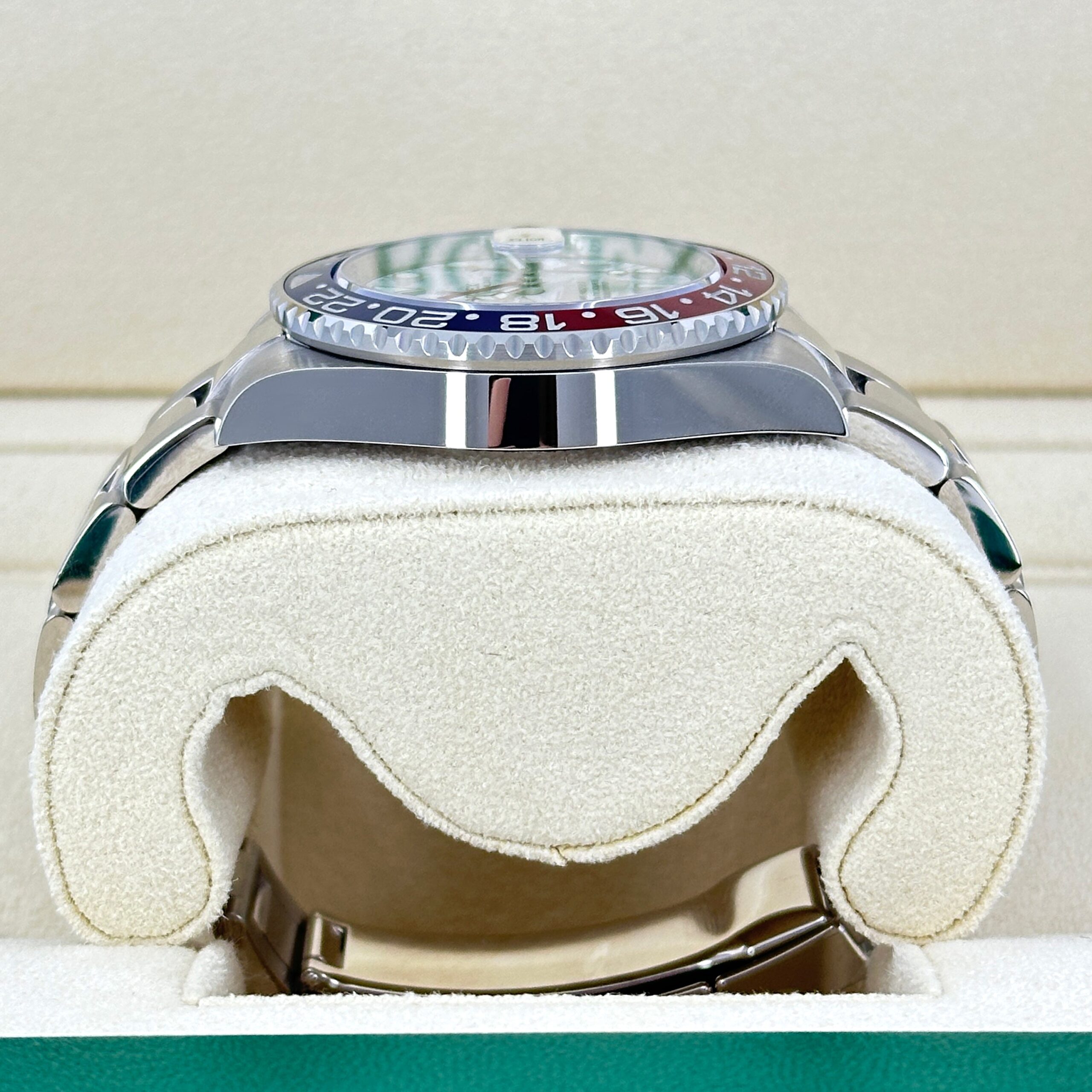 Rolex GMT-Master II 18 ct white gold Ref# 126719BLRO-0002 1:1 - Image 4