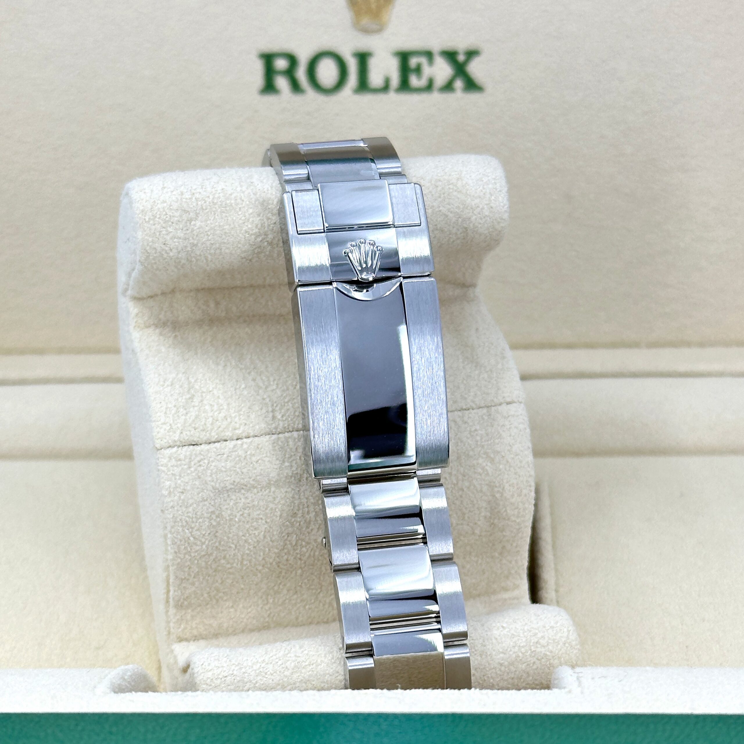 Rolex GMT-Master II, BATMAN, Stainless steel, 40mm, Ref# 126710blnr 1:1 - Image 7