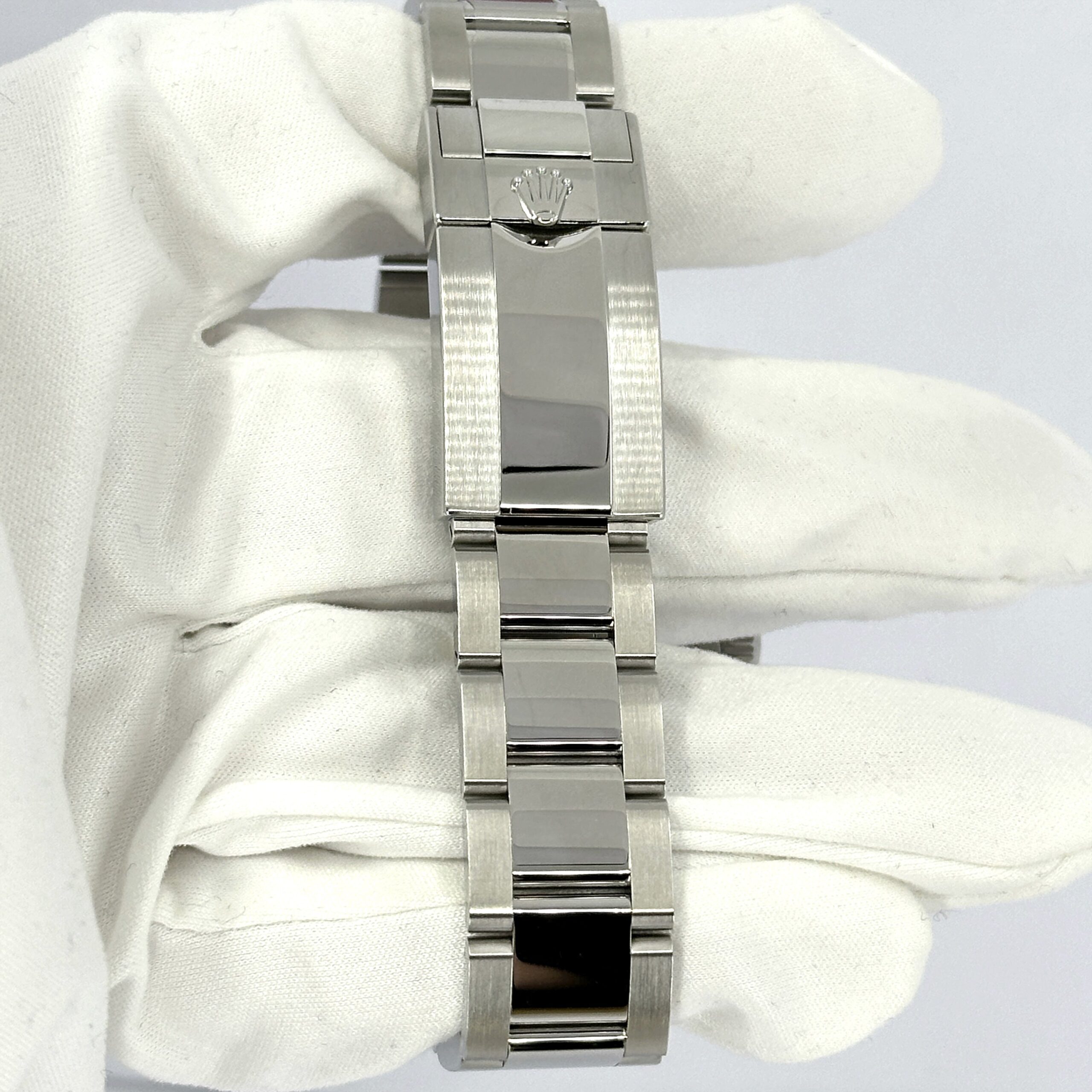 Rolex GMT-Master II, BATMAN, Stainless steel, 40mm, Ref# 126710blnr 1:1 - Image 14