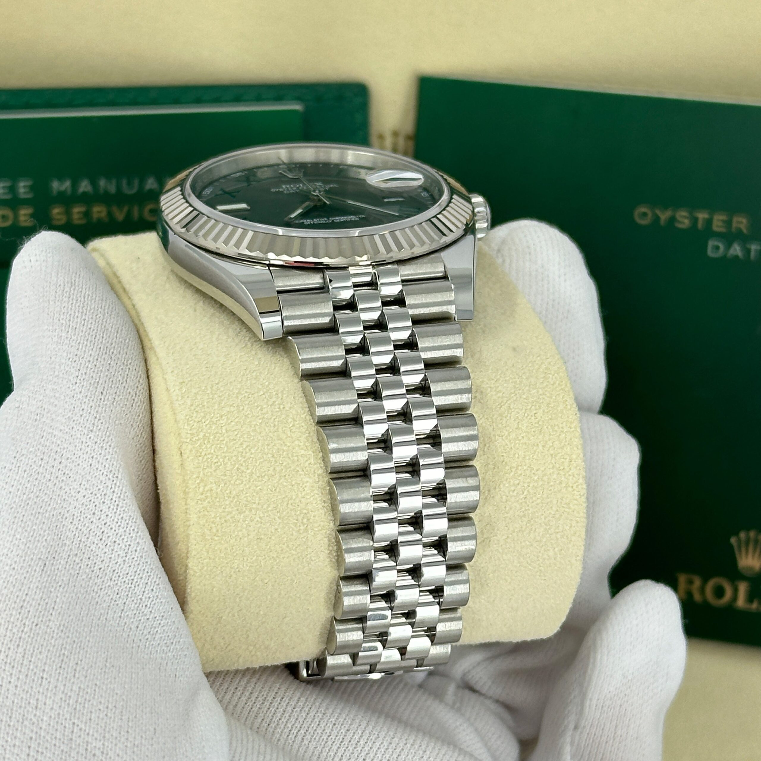 Rolex Datejust 41, Stainless Steel and 18k White Gold, 41mm, Ref# 126334-0022 1:1 - Image 10