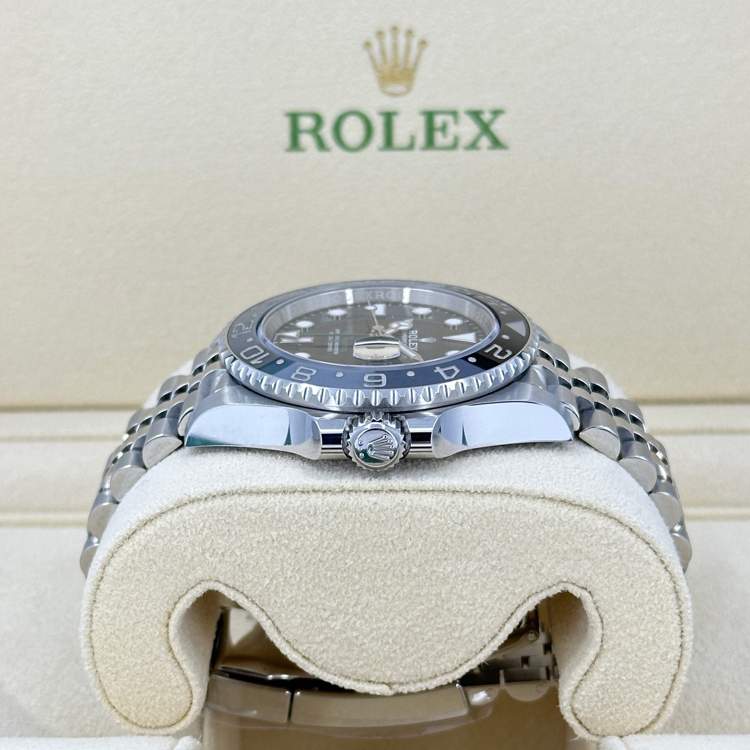 Unworn Rolex GMT-Master II Bruce Wayne, Jubilee, Ref# 126710grnr-0003 1:1 - Image 6