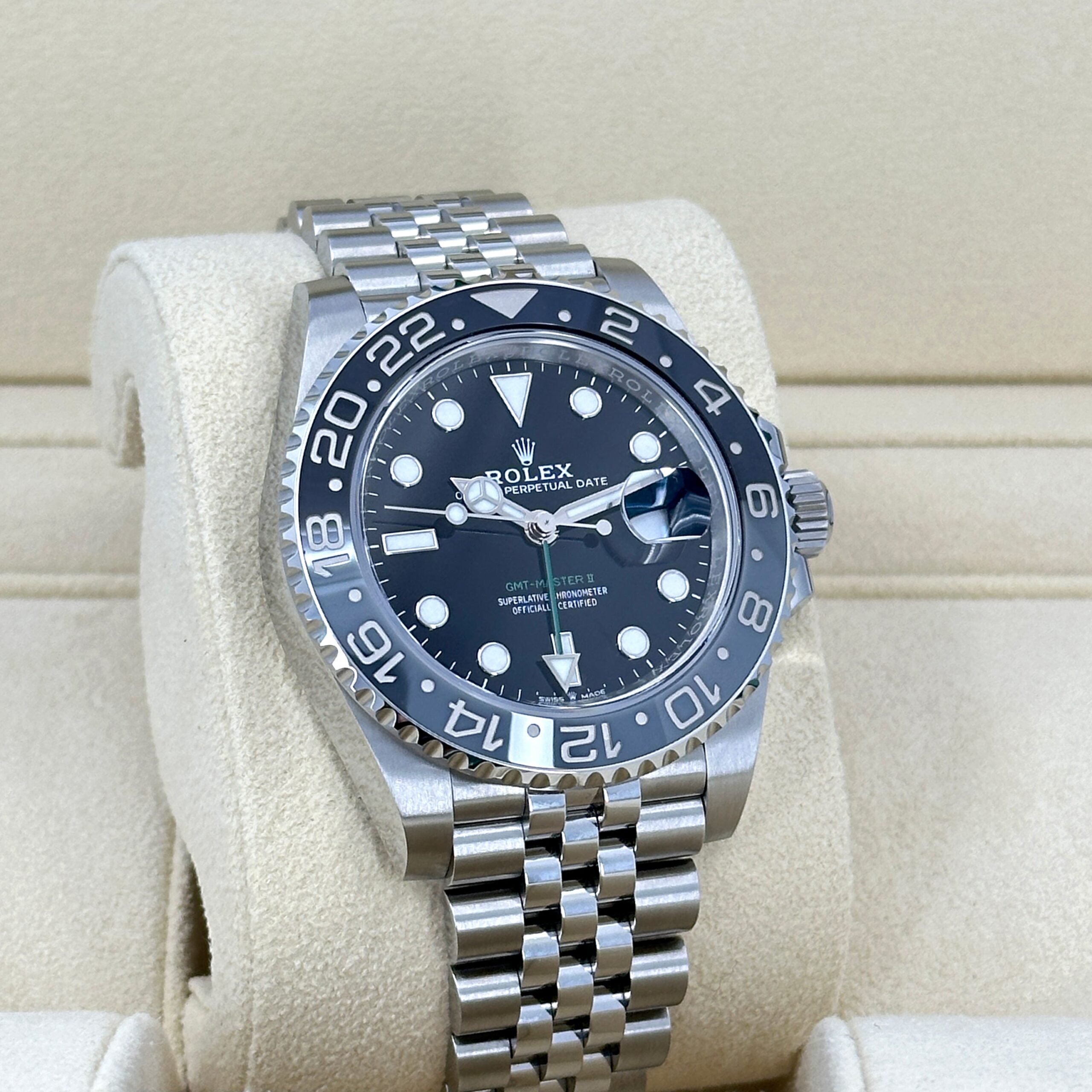 Unworn Rolex GMT-Master II Bruce Wayne, Jubilee, Ref# 126710grnr-0003 1:1 - Image 9