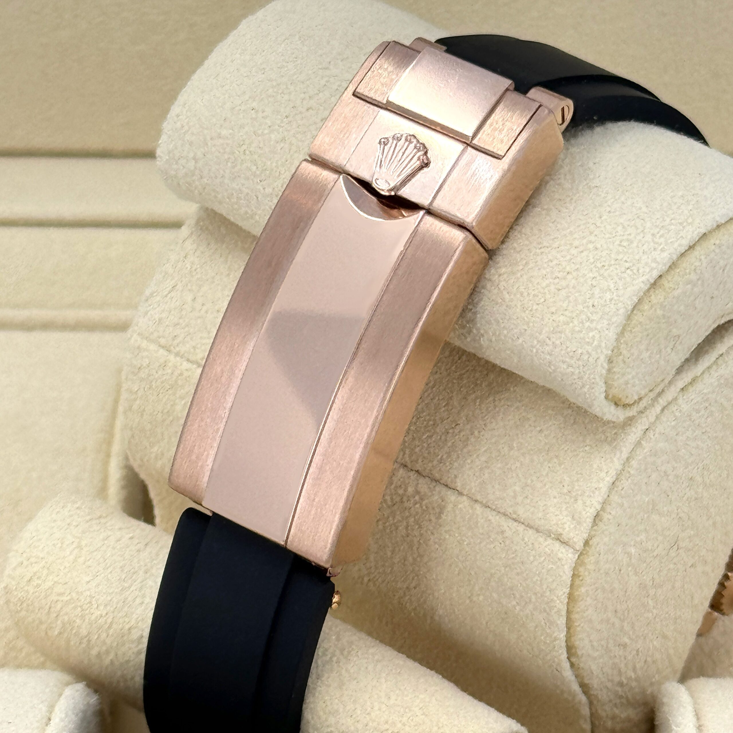 Rolex Yacht-Master 40, 18k Everose Gold, 40mm, Ref# 126655-0002 1:1 - Image 13