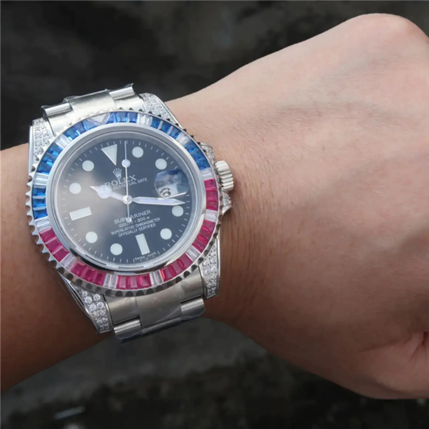 Rolex Submariner Silver Blue/Red Diamond, 40mm 1:1 - Image 3