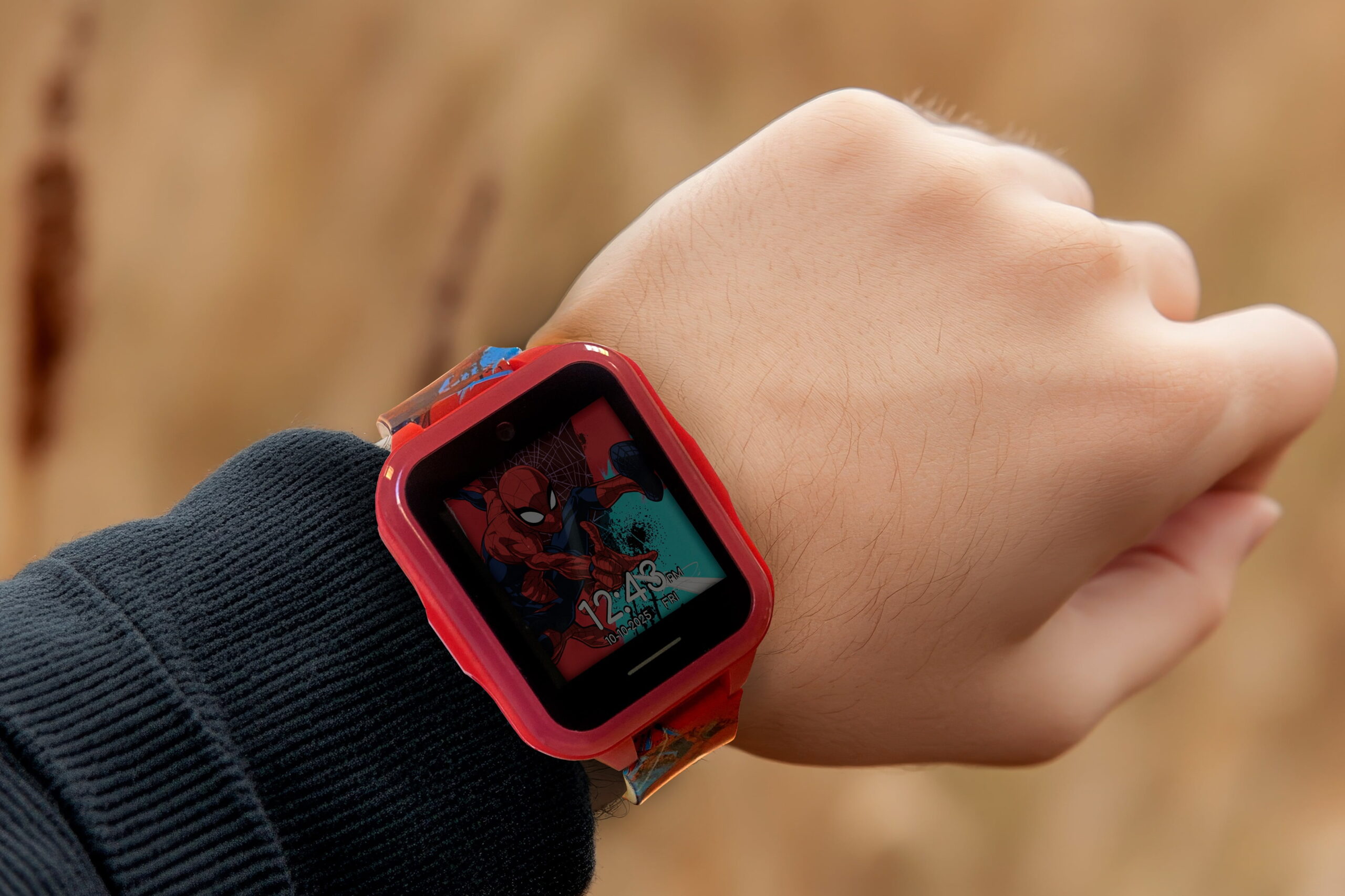 Marvel Spider Man iTime Unisex Touchscreen Smart Watch with Silicone Strap and Red Case 42MM - Image 2